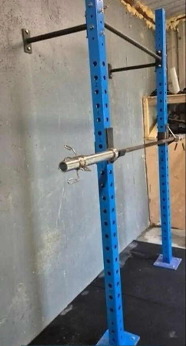 WEIGHT WALL RACK WITH HOOKS - Image 2