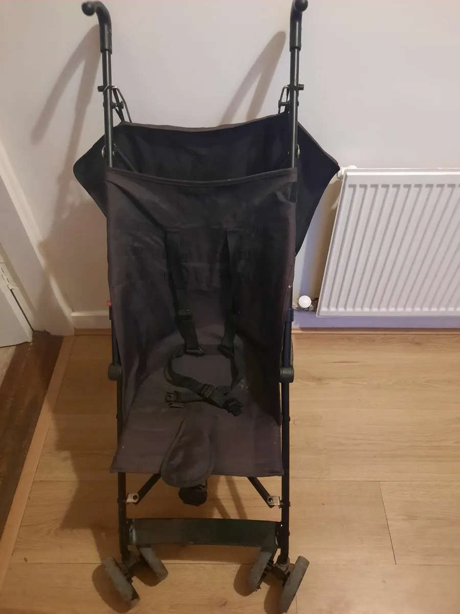 Lightweight stroller - Image 1