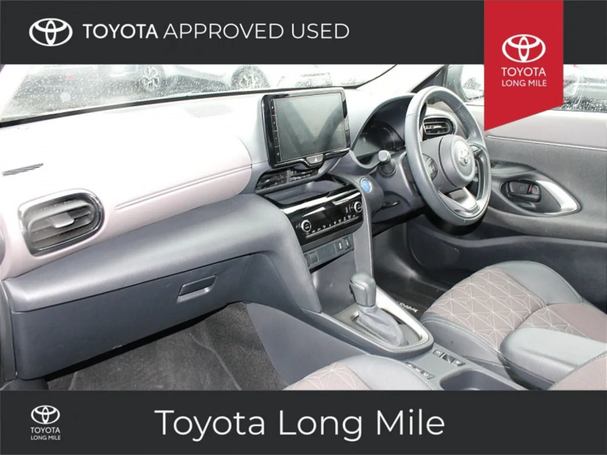 Toyota Yaris Cross 1.5 Hybrid Sol 5dr - Image 4