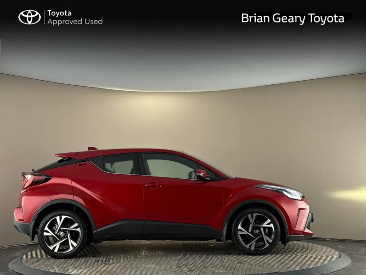 Toyota C-HR HYBRID SPORT - Image 3
