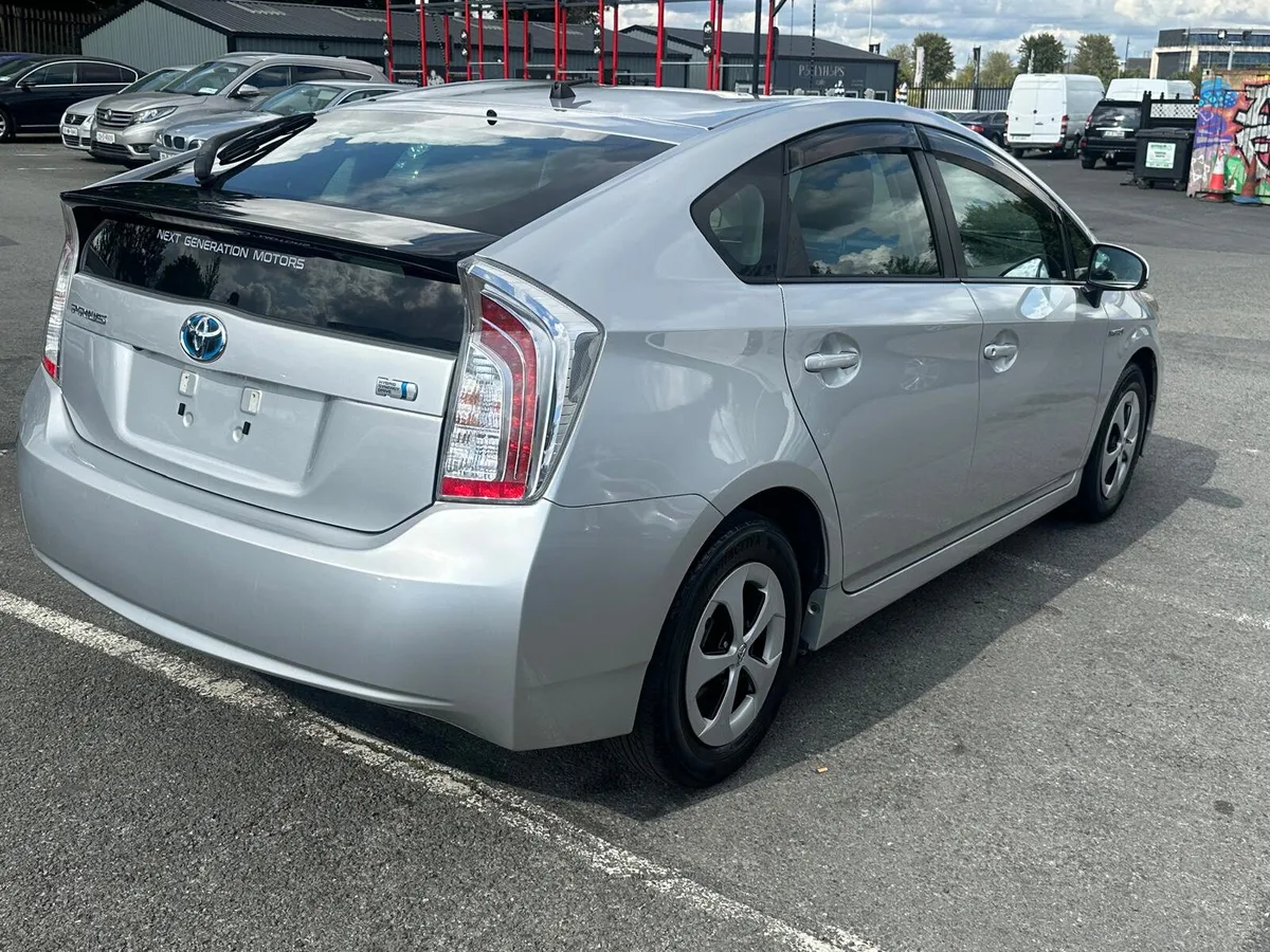 2012 TOYOTA PRIUS 1.8L HYBRID LOW MILES - Image 4