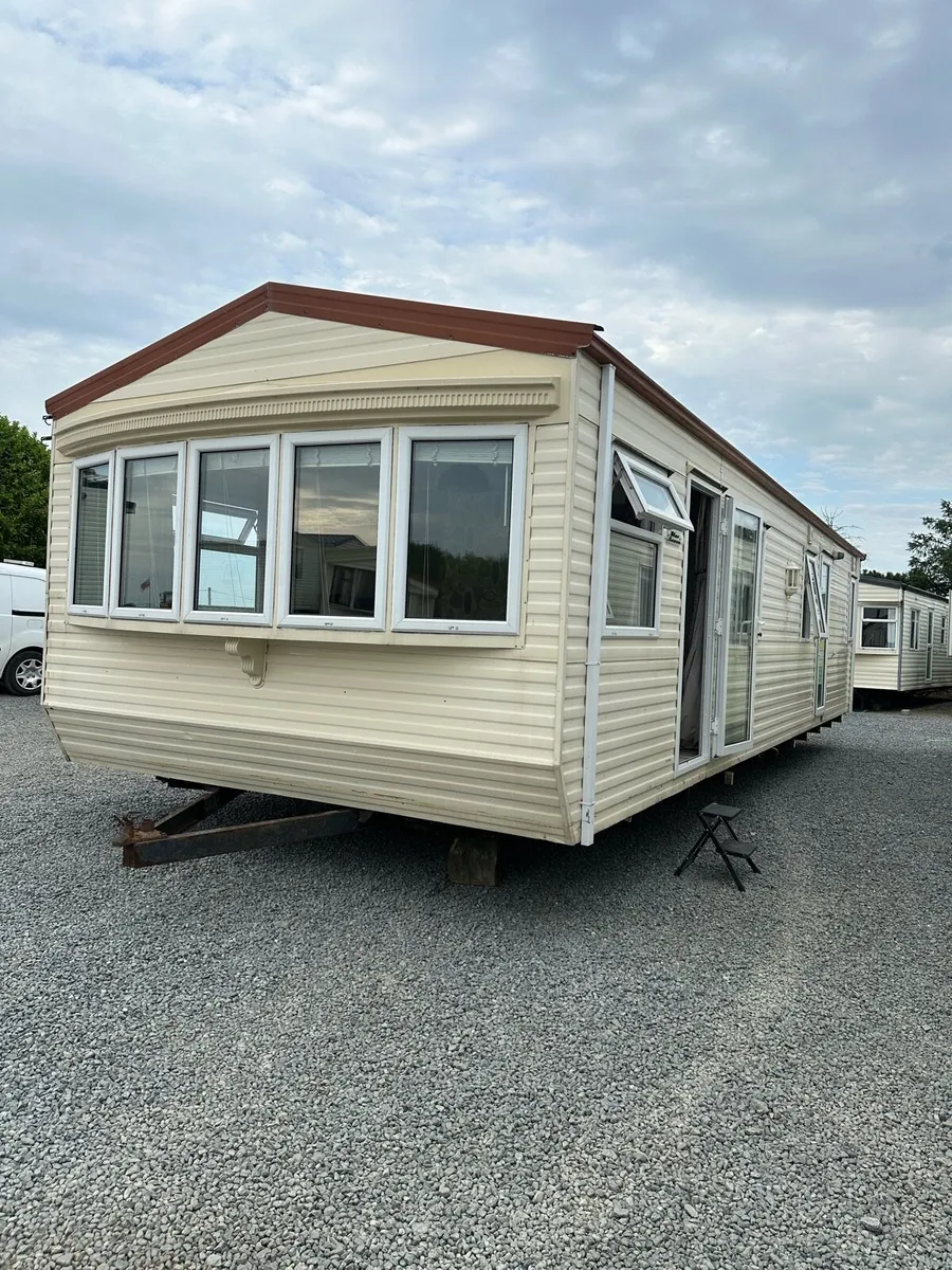 2 Bed Willerby Leven (Modernised- New Kithcen) - Image 1