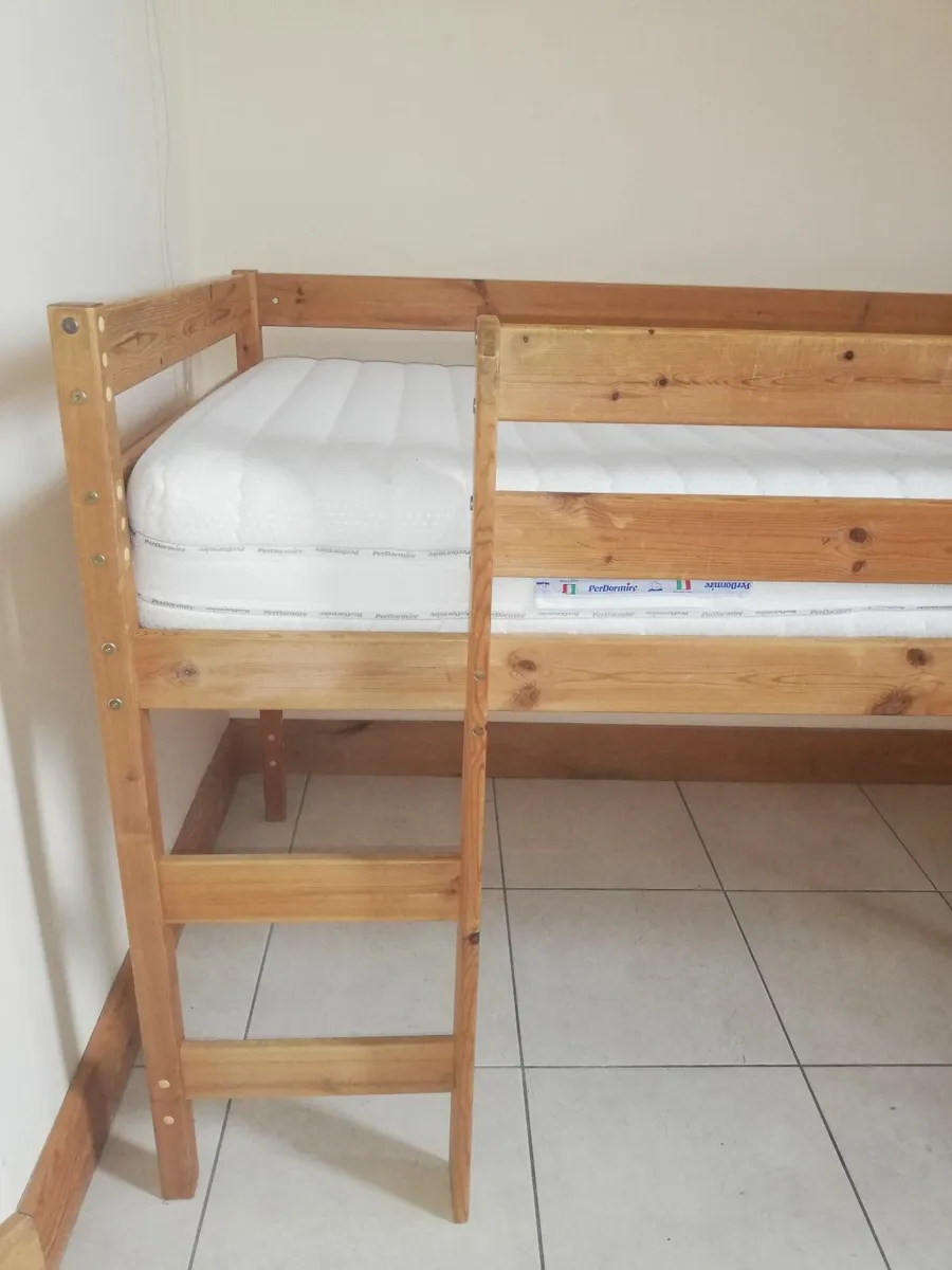 Bunk Beds - Image 2