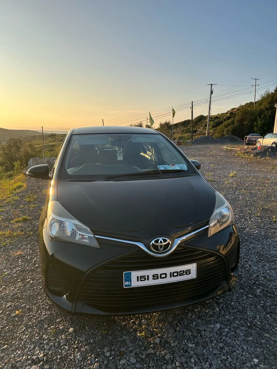 2015 Toyota Yaris - Image 1