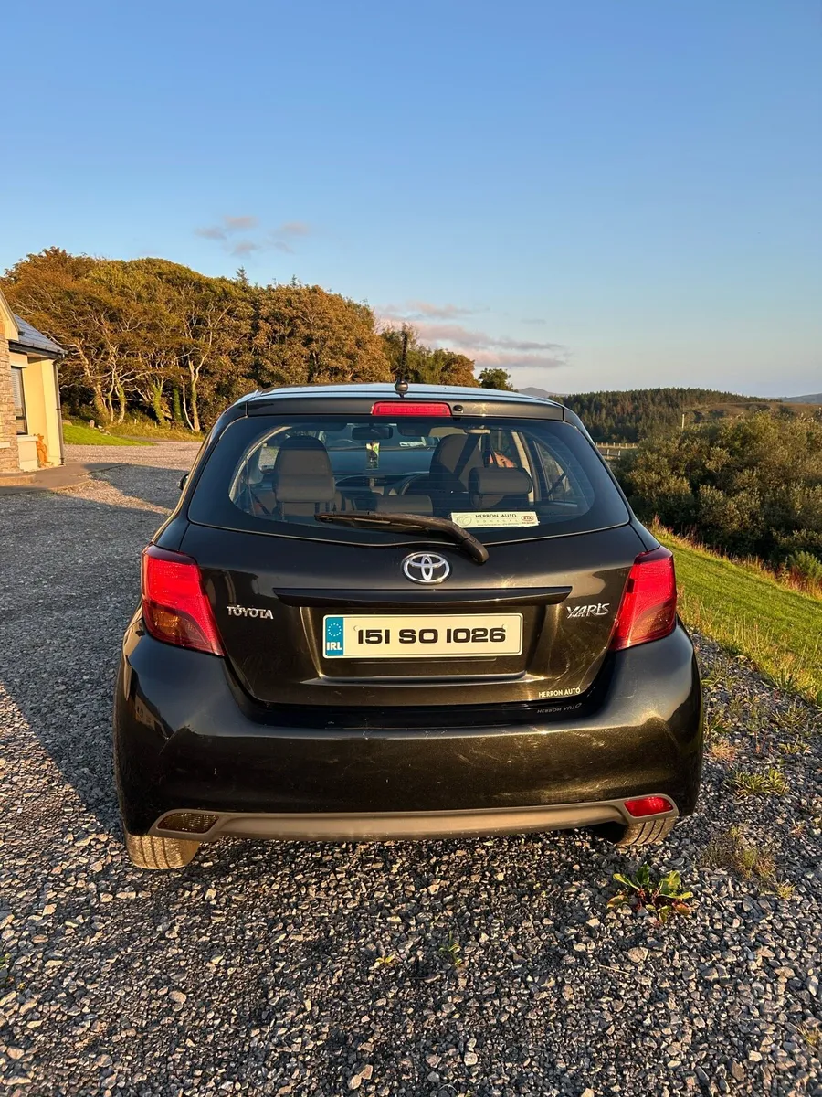2015 Toyota Yaris - Image 3
