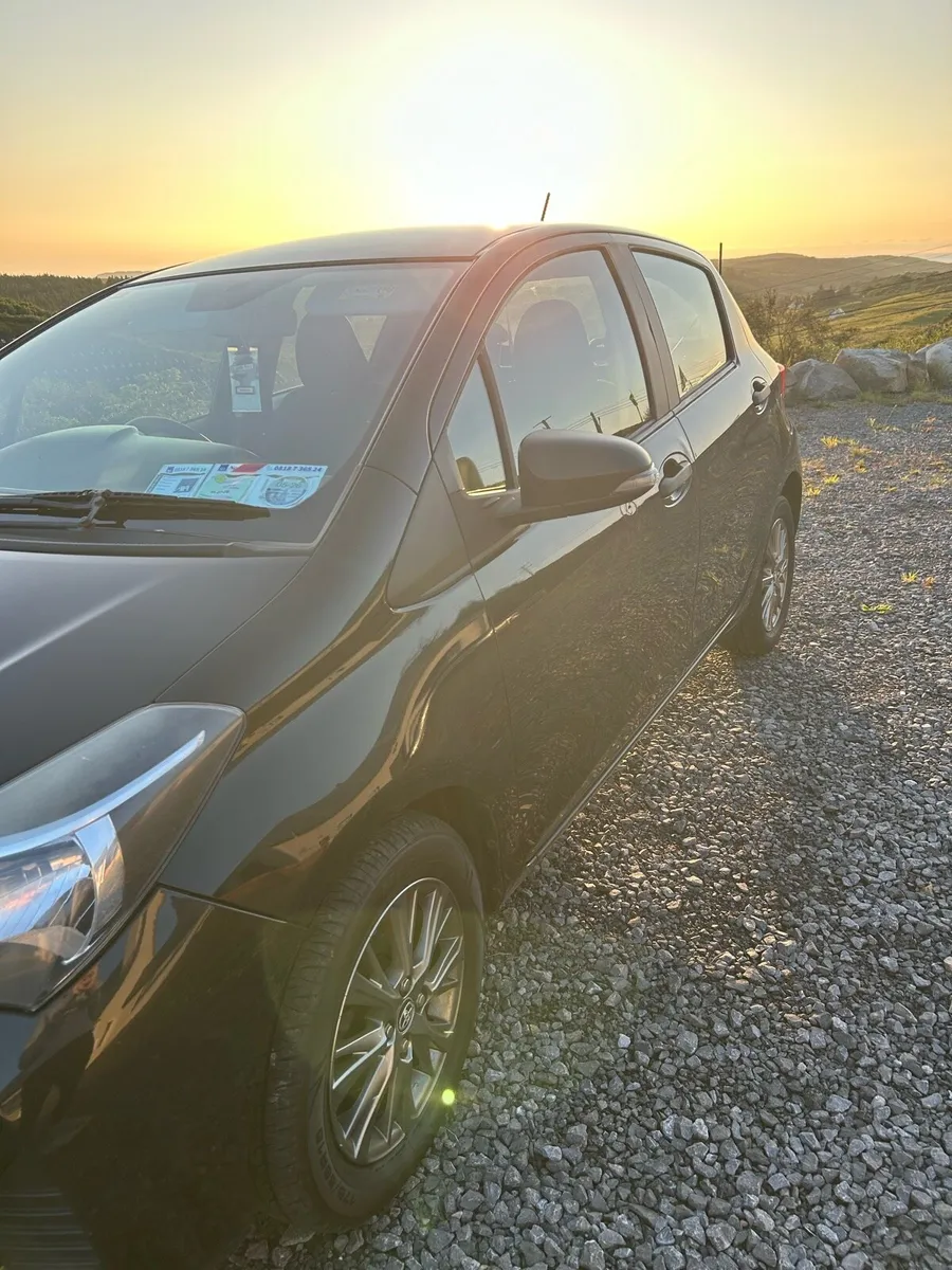 2015 Toyota Yaris - Image 4