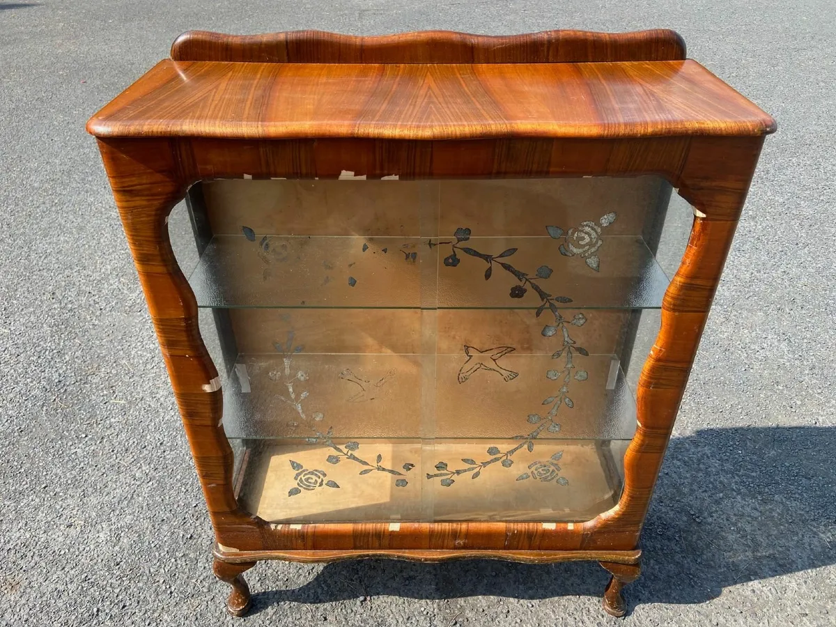 Glass cabinet - Image 2