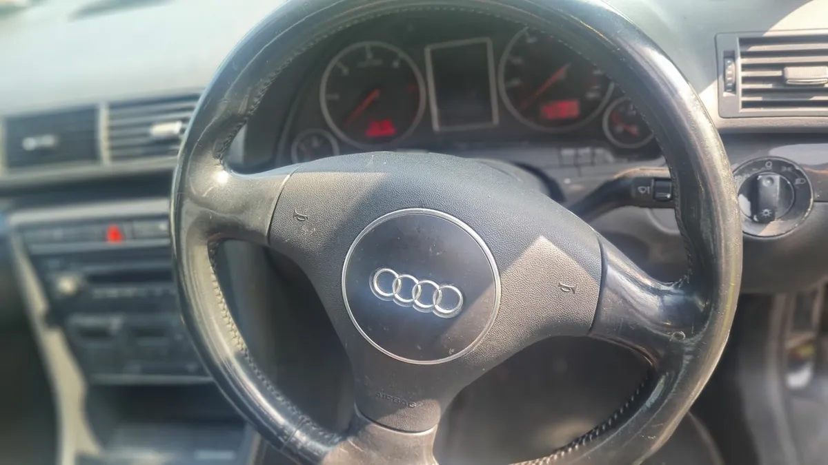 Audi A4 2004 - Image 4