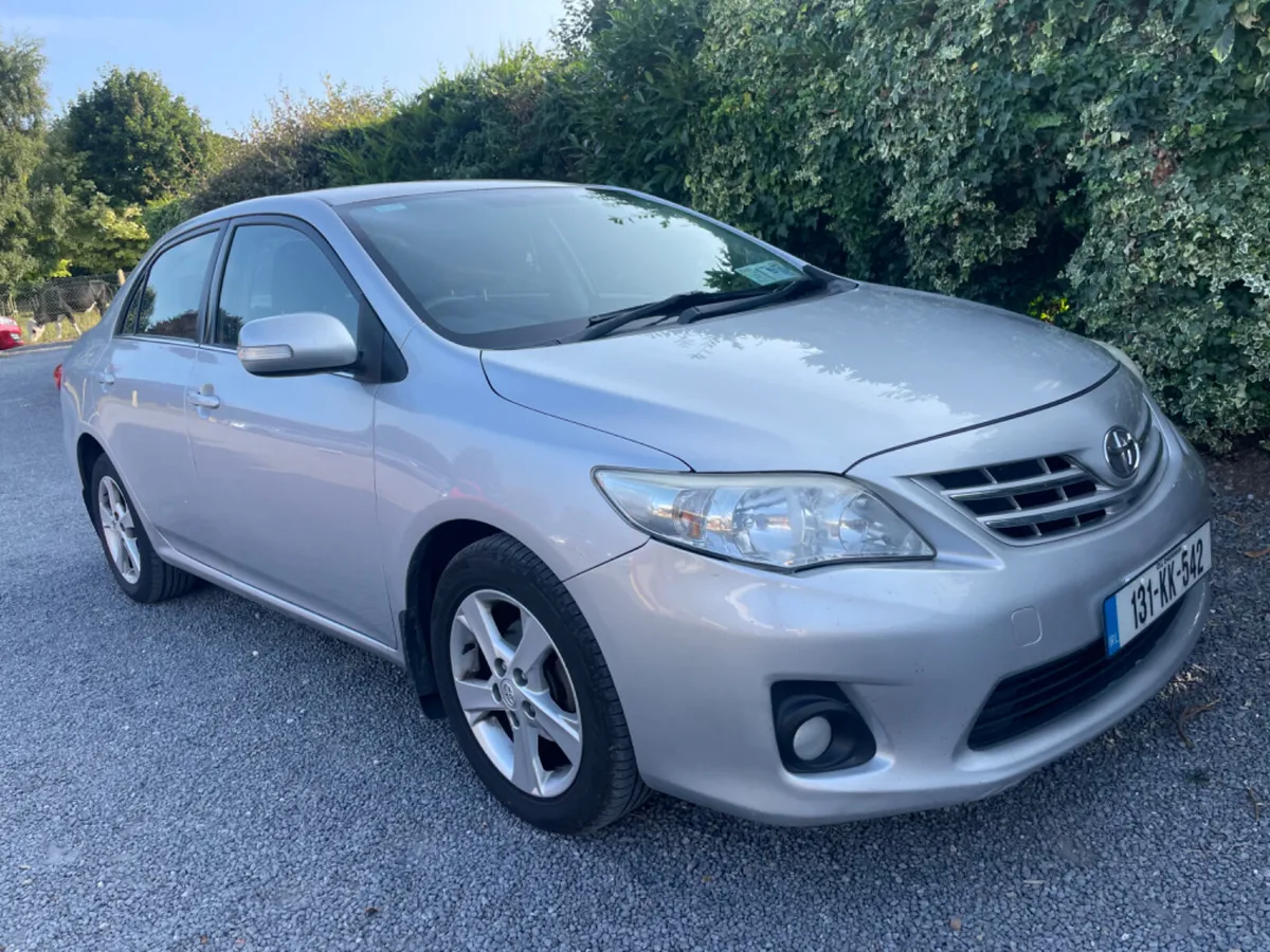 Toyota Corolla 2013 - Image 2