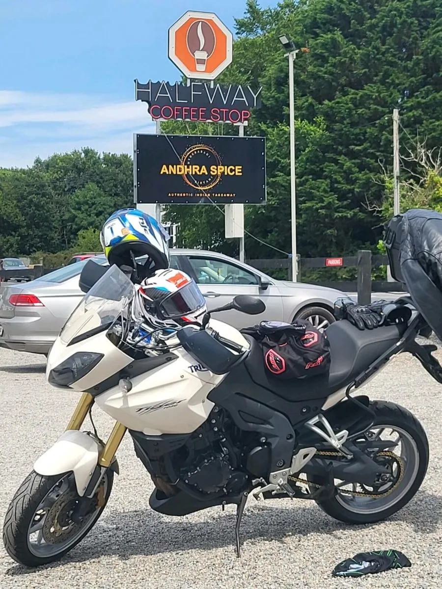 Triumph tiger 1050 - Image 3