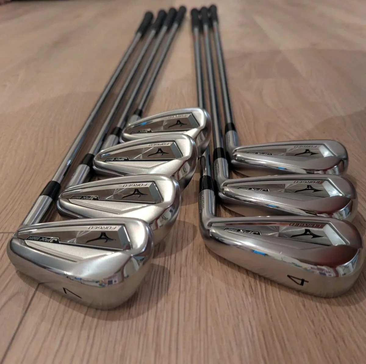 Mizuno JPX 921 Forged Irons 4-PW - Image 1