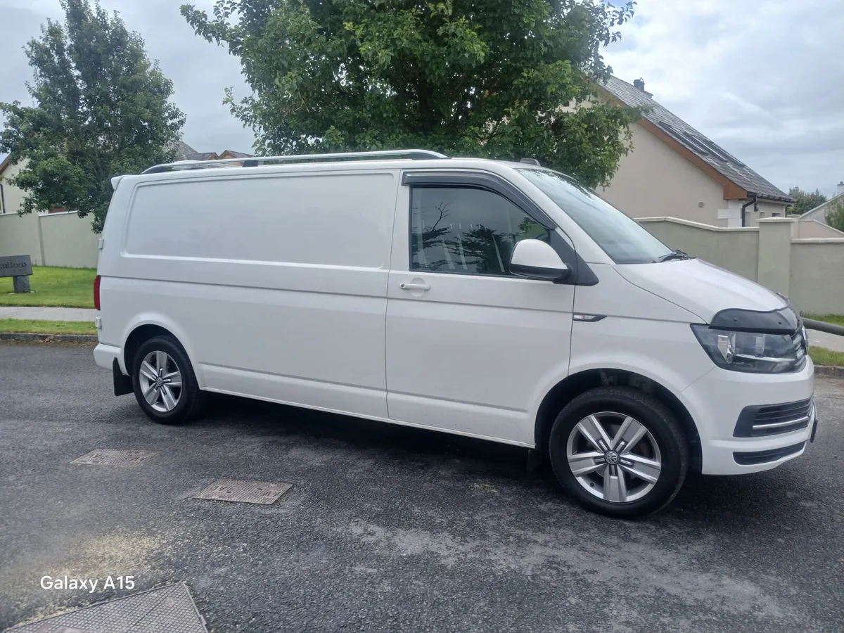 Volkswagen Transporter 2018 - Image 1