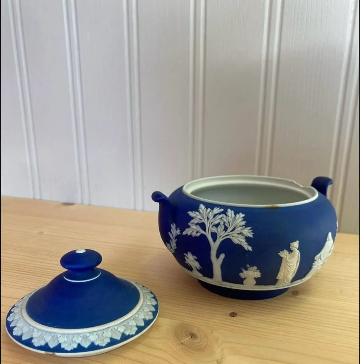 Wedgwood sugar bowl - Image 4