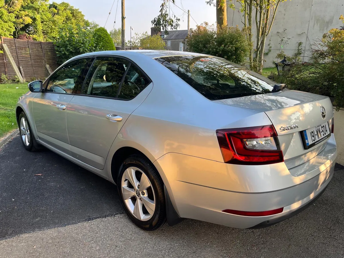 2019 Skoda Octavia 1.6 diesel - Image 4