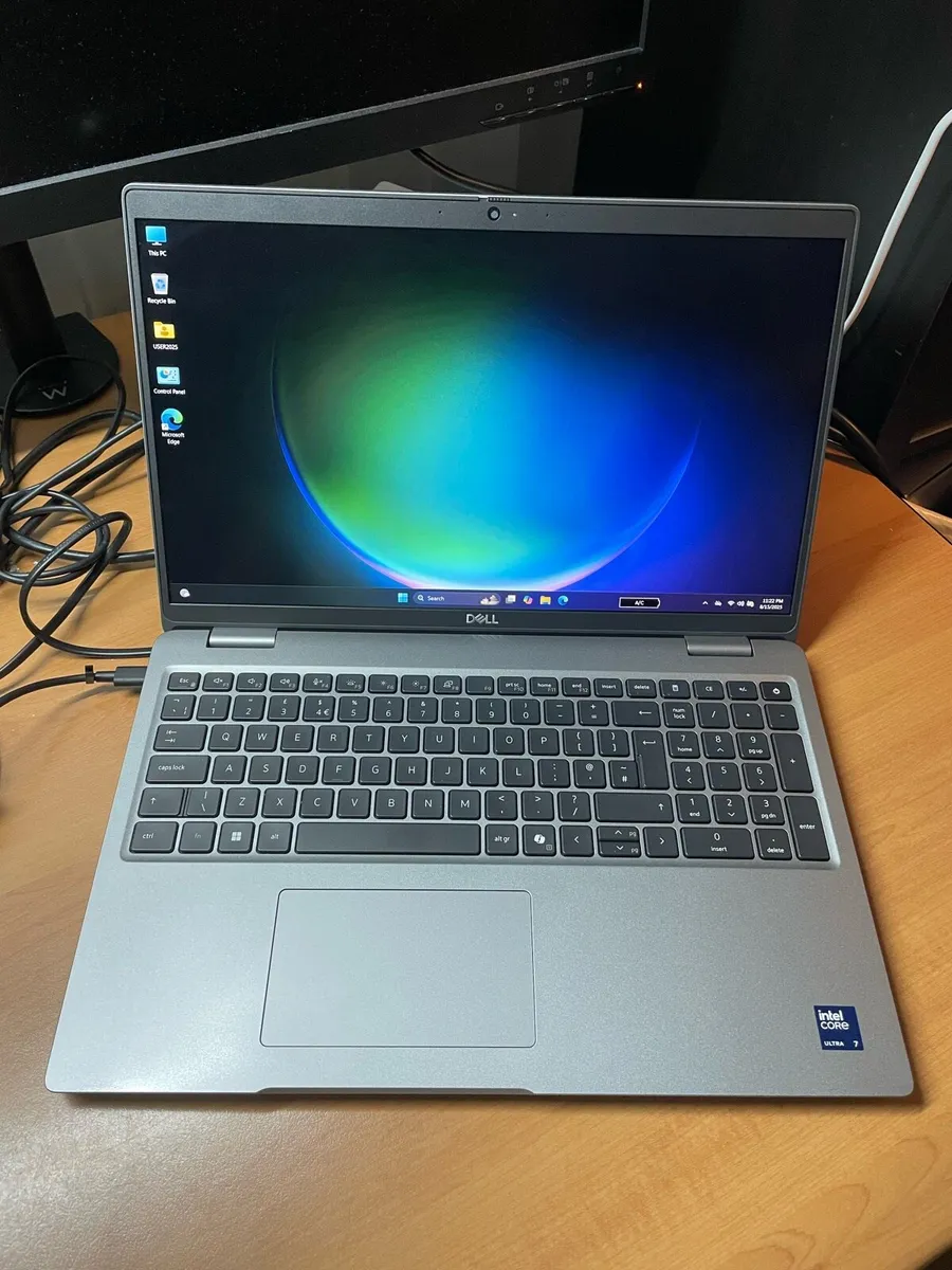 Dell ULTRA 7 32gb 1 TB -4gb GPU - Image 1