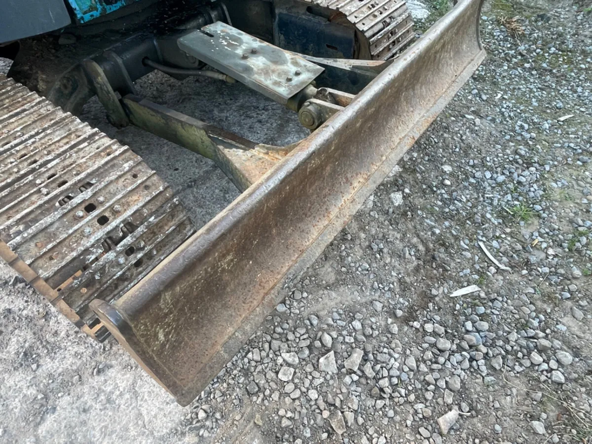 Kobelco 5.5 ton digger - Image 4