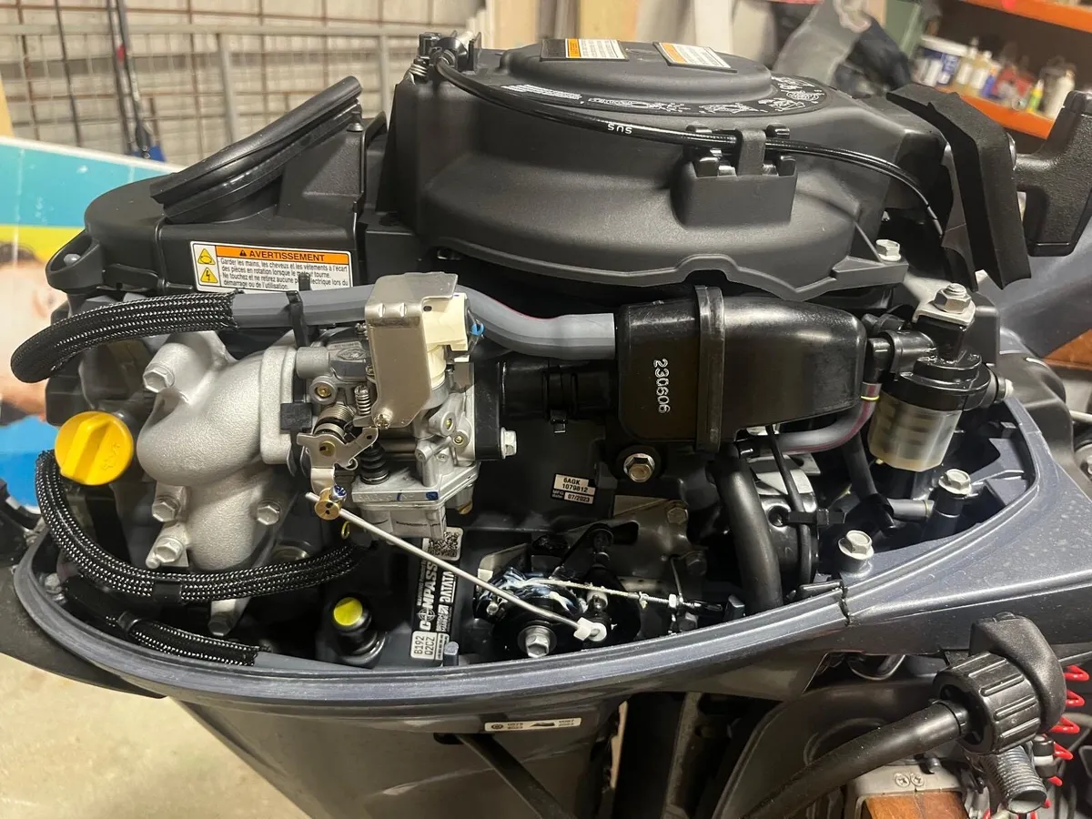 2023 Yamaha 15hp outboard - Image 4