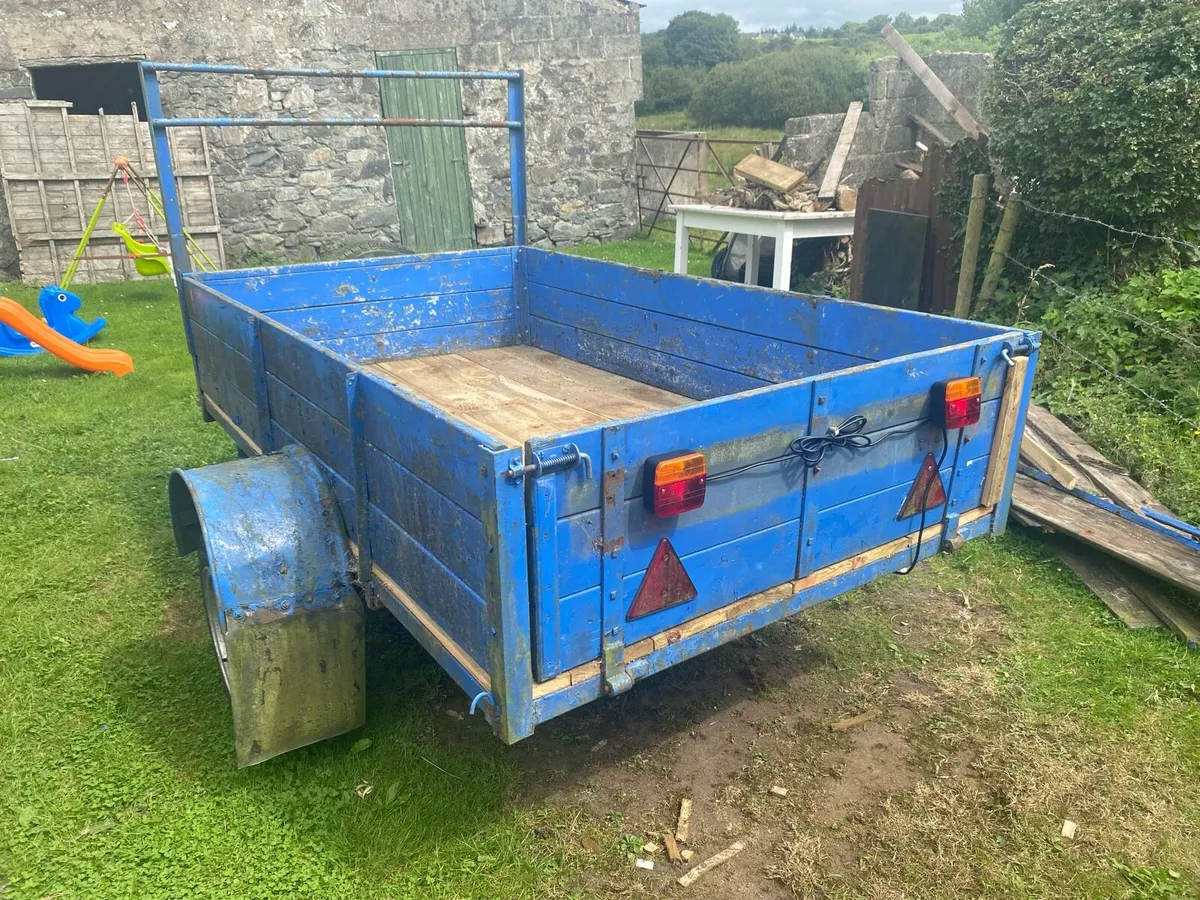 Trailer - Image 4