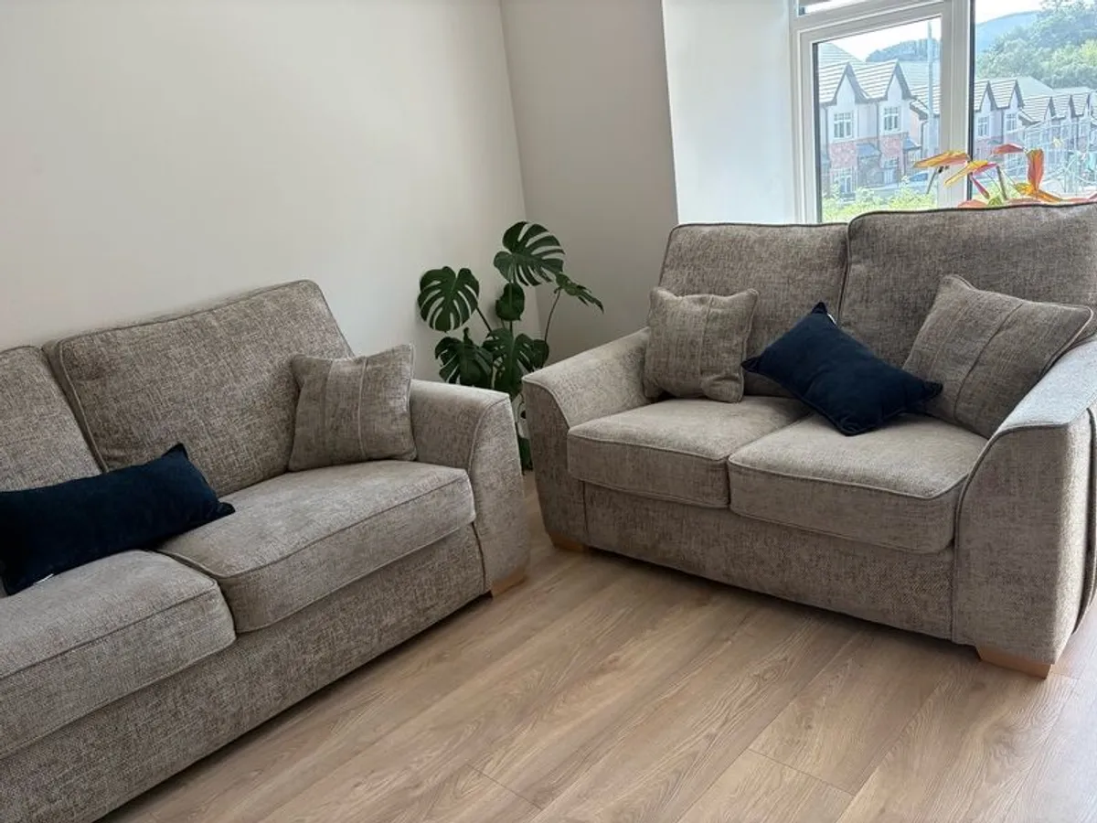 furn - Image 3