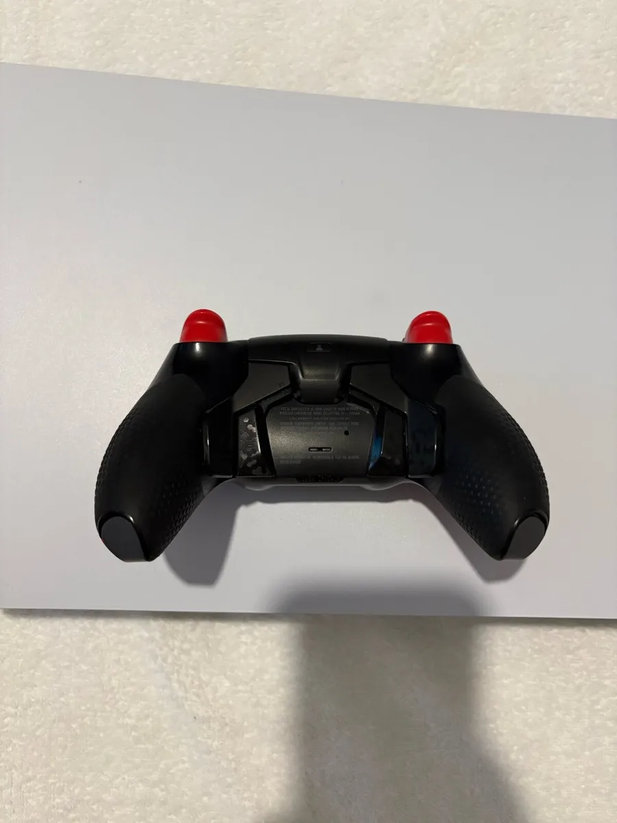 PlayStation 5 Digital with Scuf Reflex - Image 3