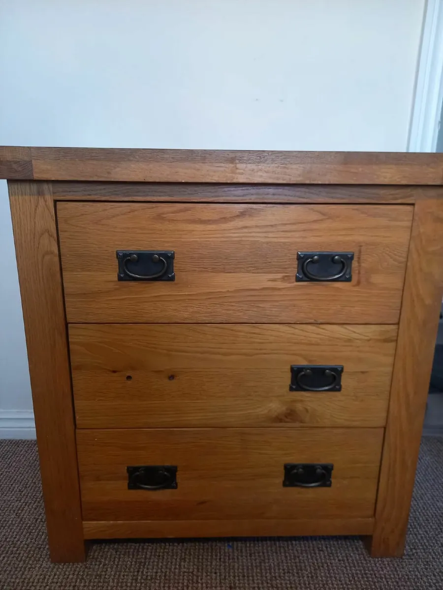 3 piece solid oak wardrobes+drawers - Image 2