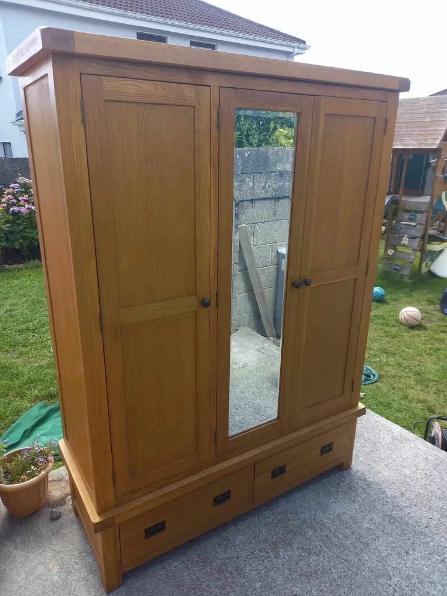 3 piece solid oak wardrobes+drawers - Image 1