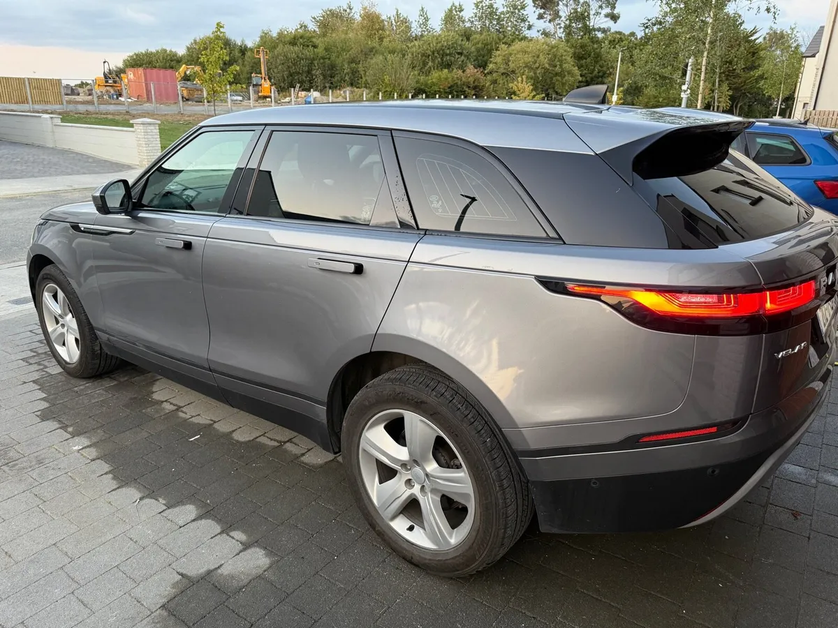 Range Rover Velar 2021 - Image 3