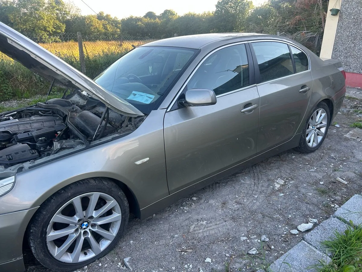 Car BMW 523i - Image 2