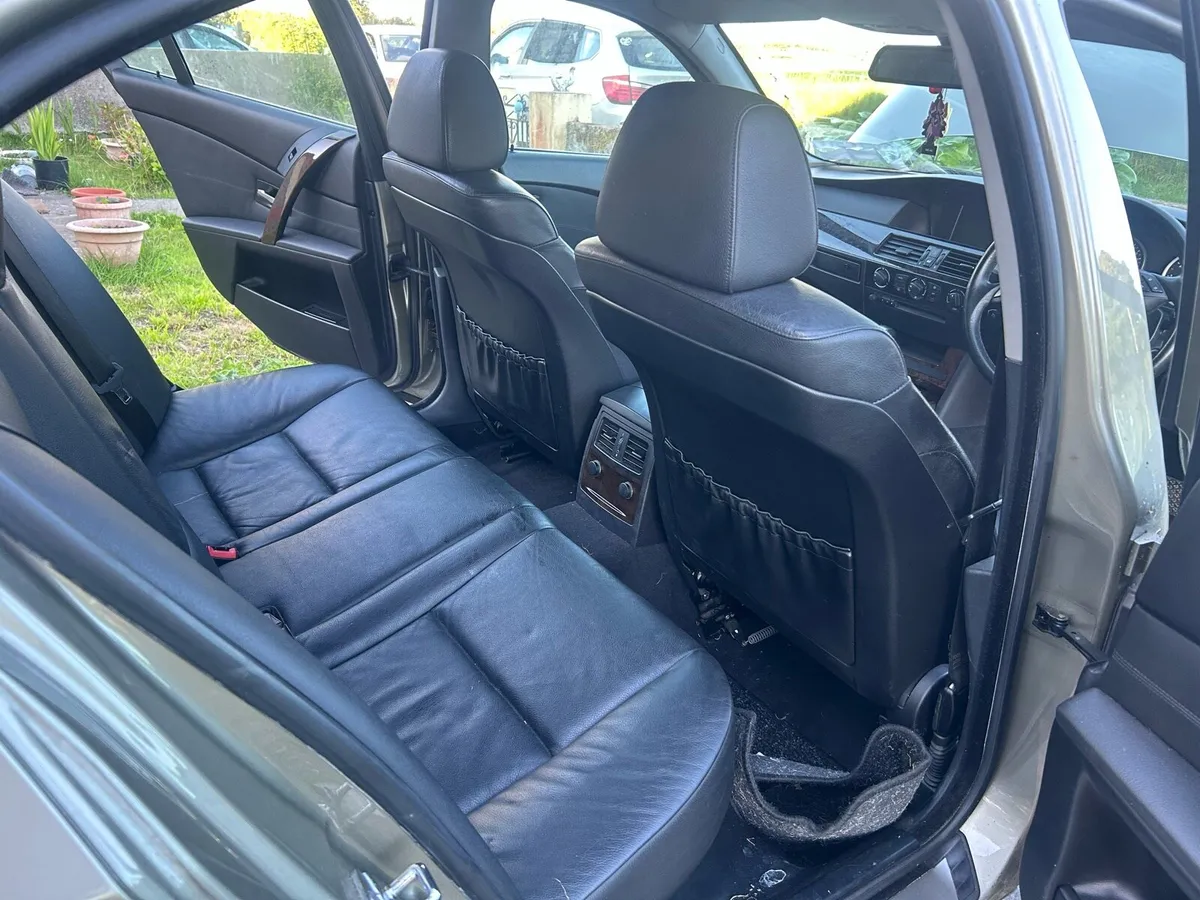 Car BMW 523i - Image 4