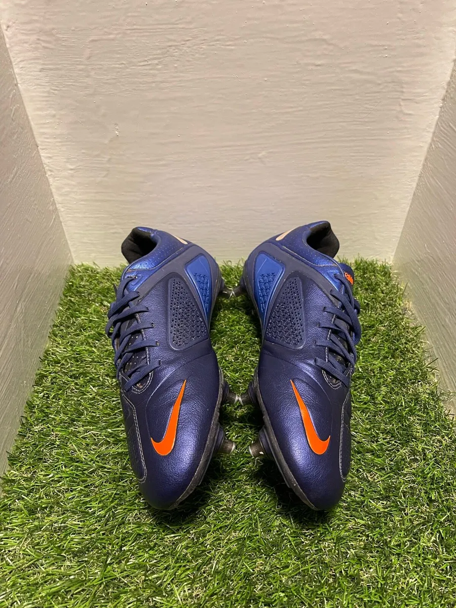 Nike CTR 360 Maestri II SG Football Boots | UK 7.5 - Image 3