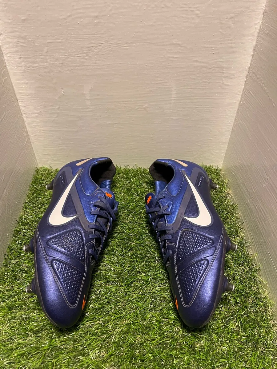 Nike CTR 360 Maestri II SG Football Boots | UK 7.5 - Image 4