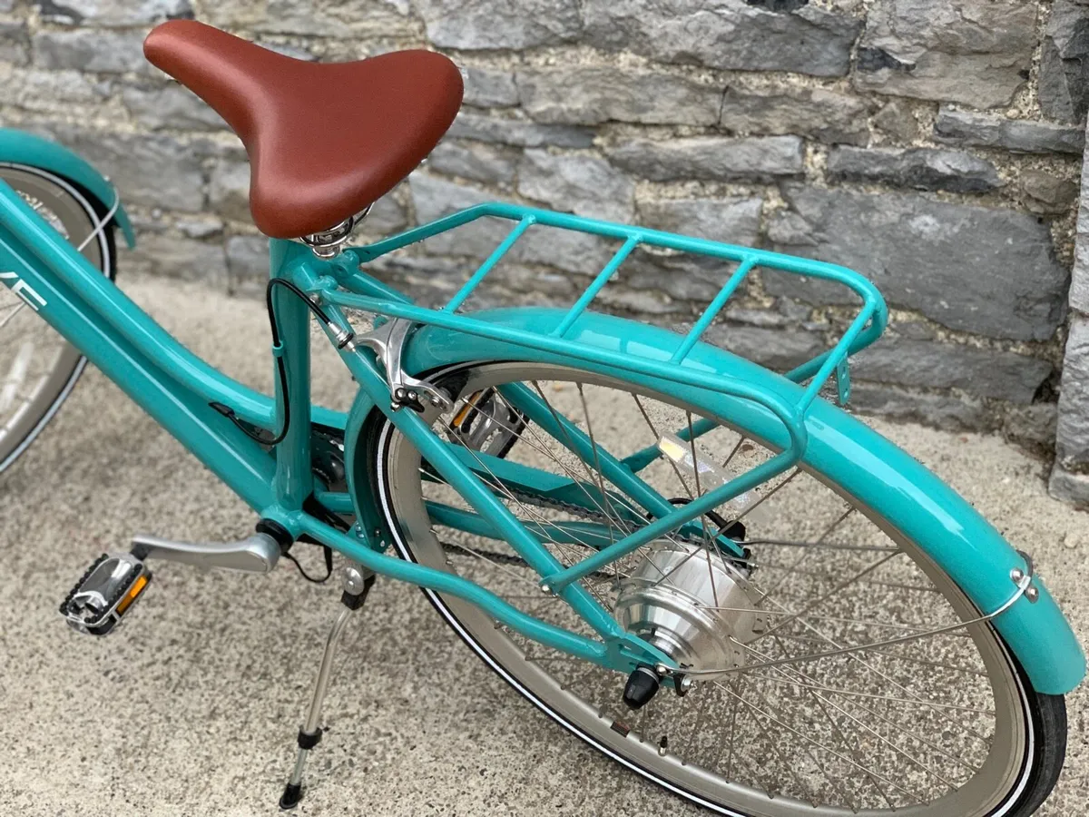 Ladies Vitesse E-Bike in perfect condition - Image 3