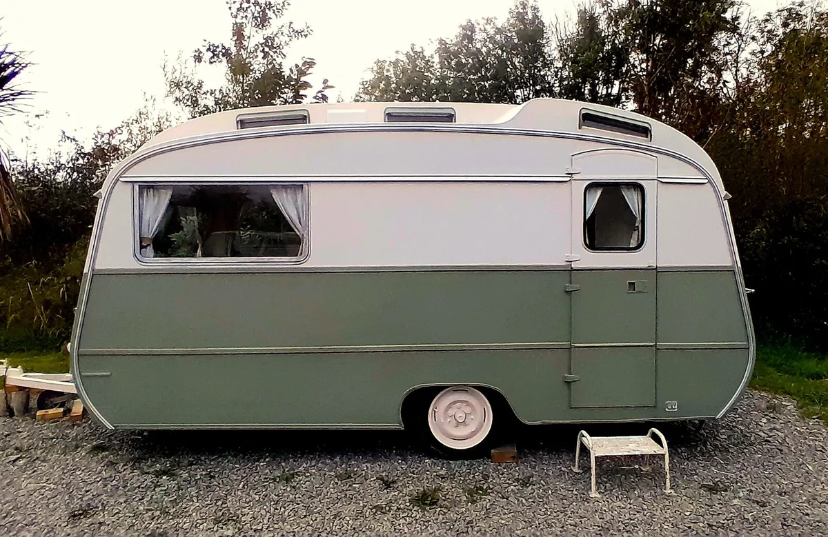 Vintage caravan , Carlight casetta - Image 1