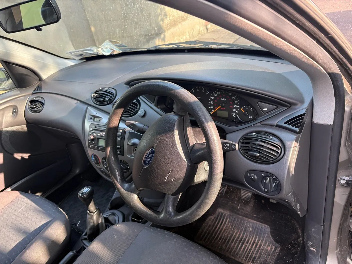 Ford Focus - Image 2