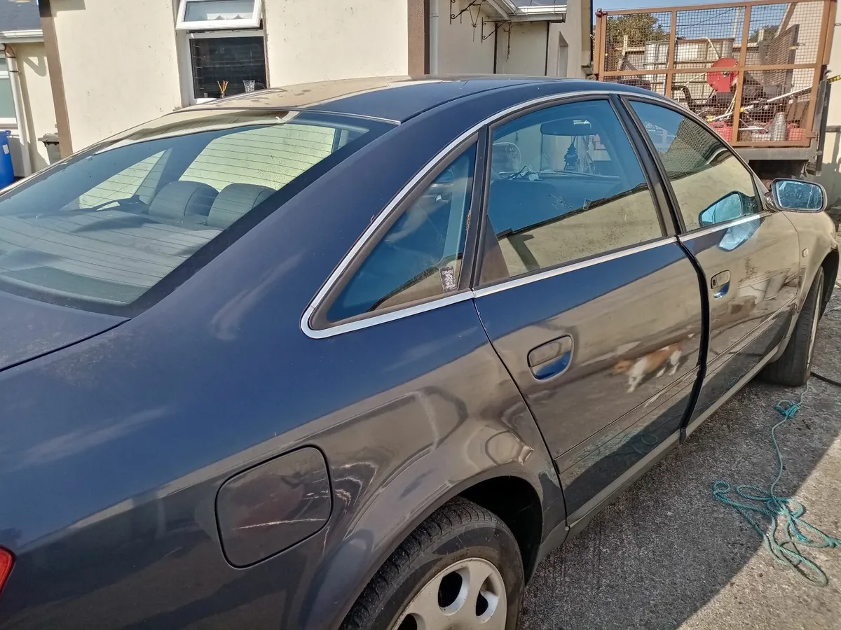 Audi A6 2001 - Image 4