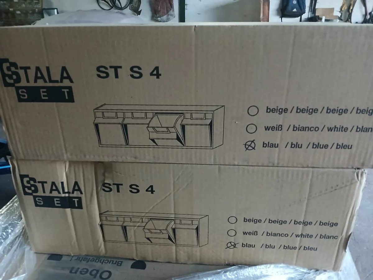 Storage bins - Image 1