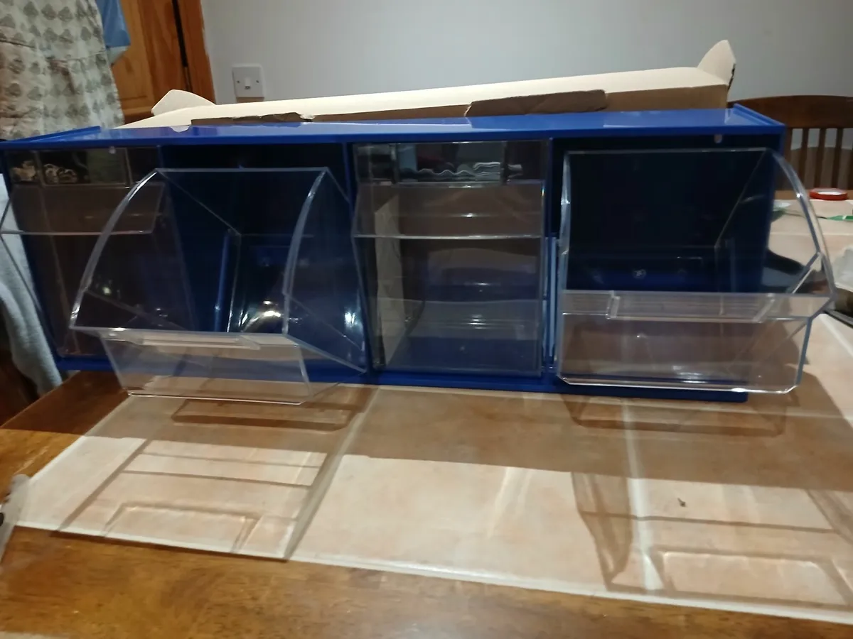Storage bins - Image 4