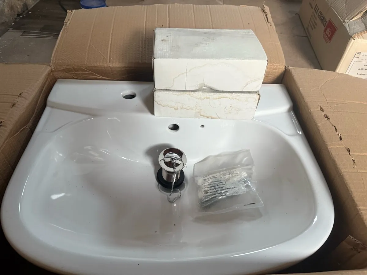 bathroom equipment - Image 3