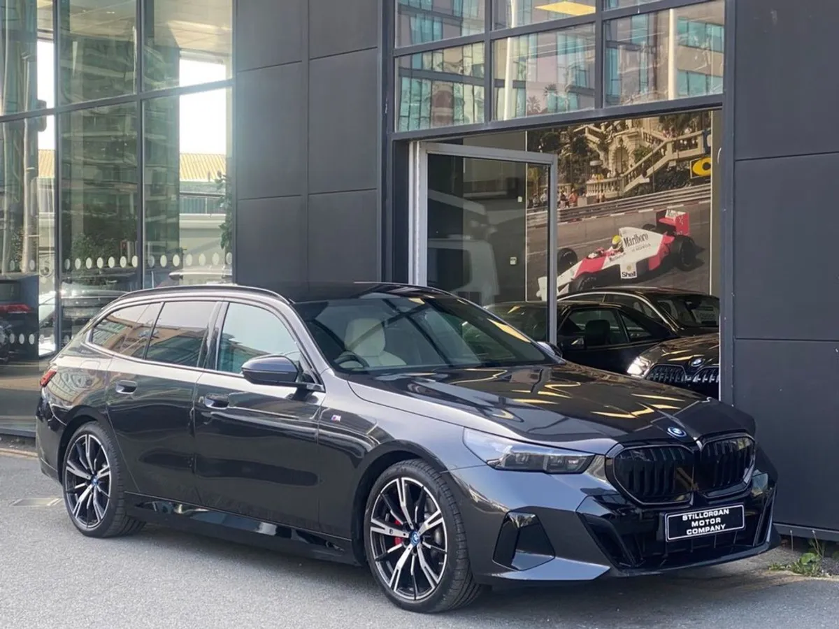 BMW 5 Series Touring 530e M-sport Pro Auto (phev) - Image 3