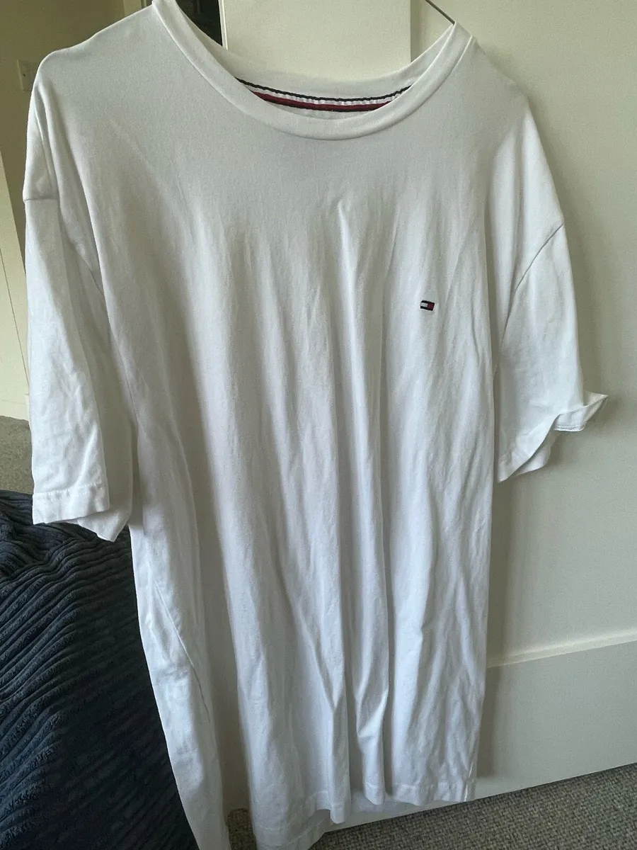 Tommy Hilfiger T-Shirt - Image 1