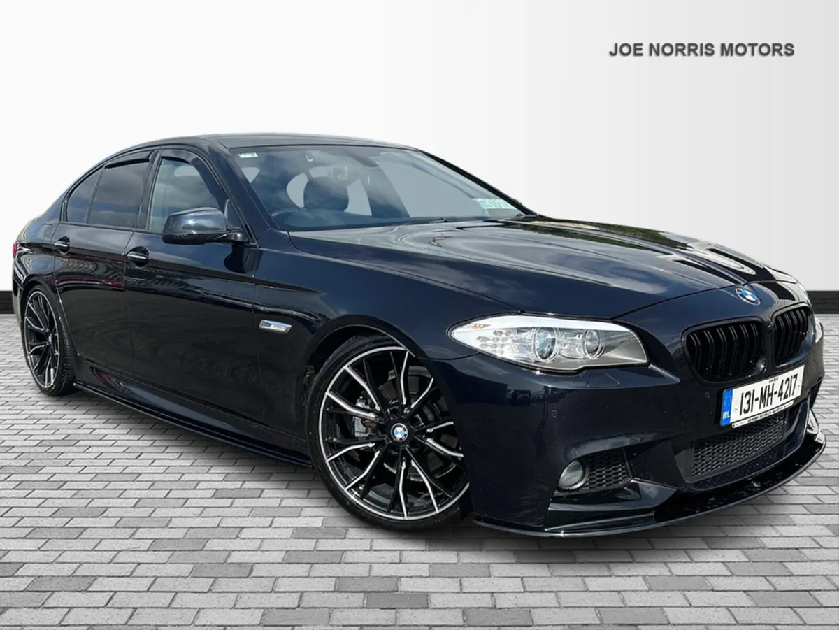 BMW 5-Series 523D AUTO IMMACULATE CONDITION - Image 1