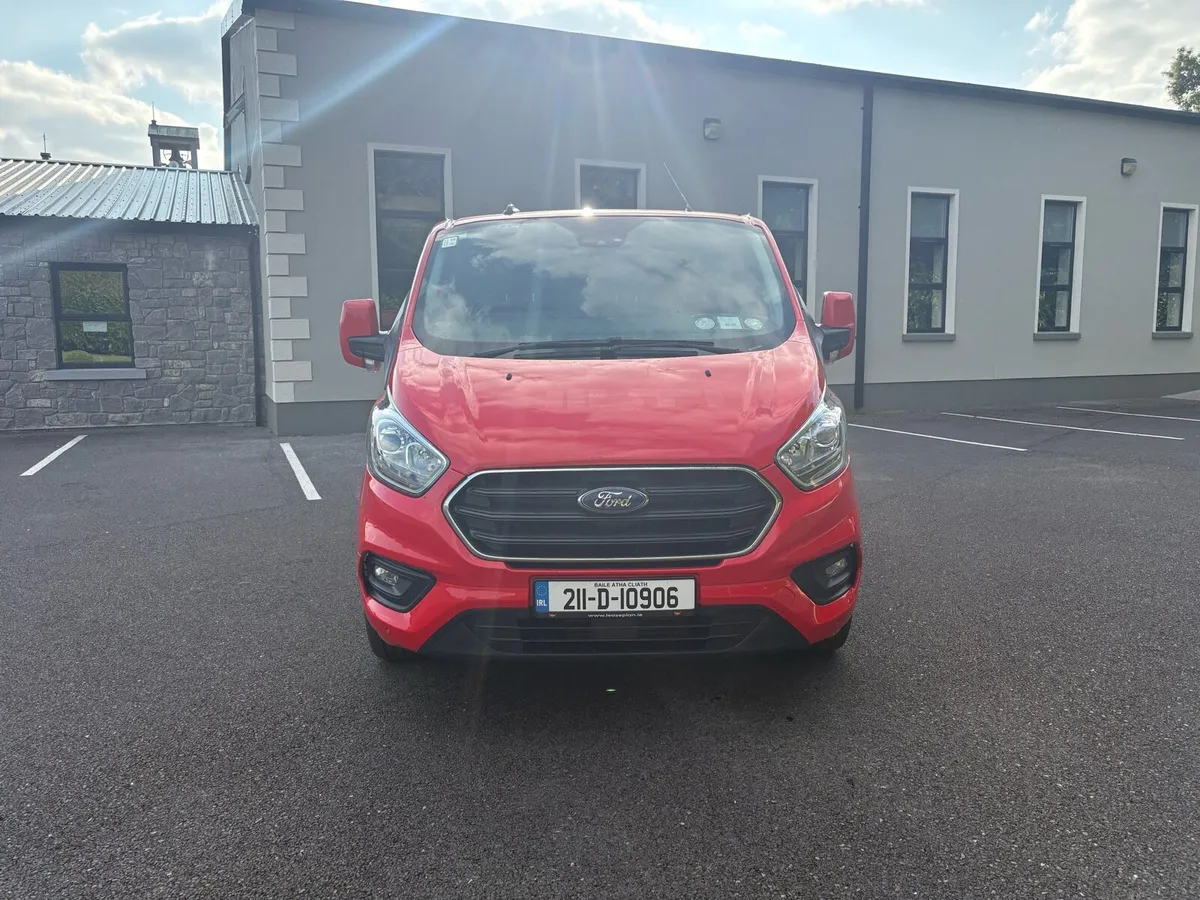 Ford Transit Custom limited - Image 2