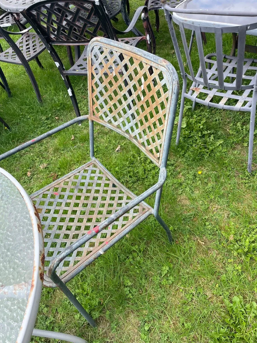 Garden table + 2 chairs - Image 2