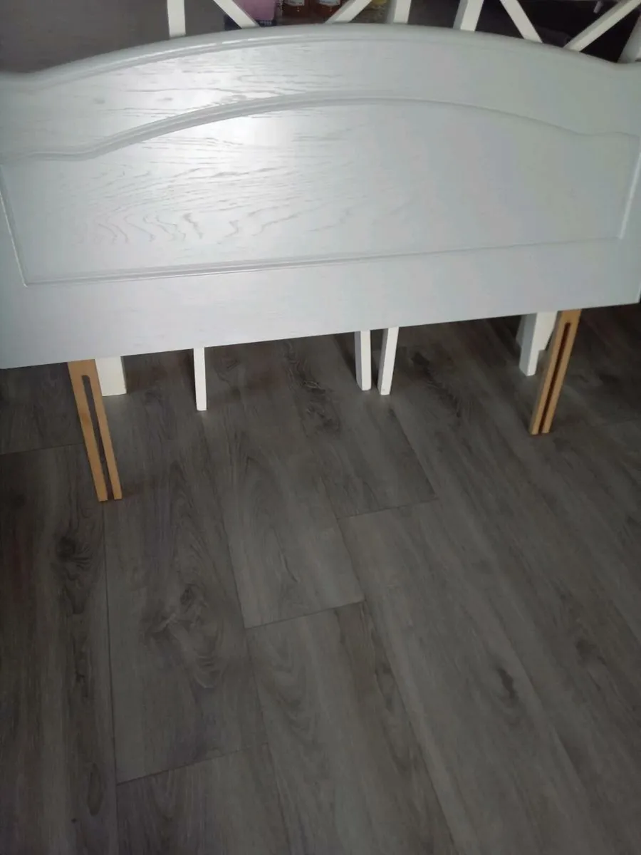 Headboard - Image 2