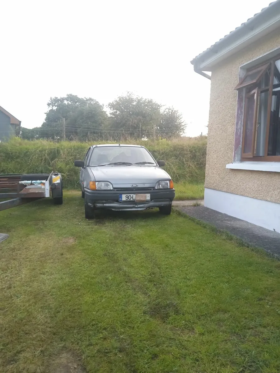 Ford Fiesta 1990 - Image 3