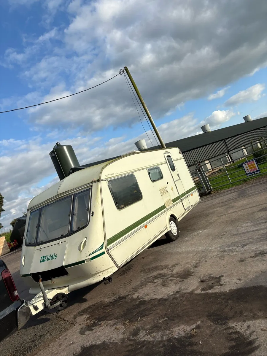 Caravan - Image 2
