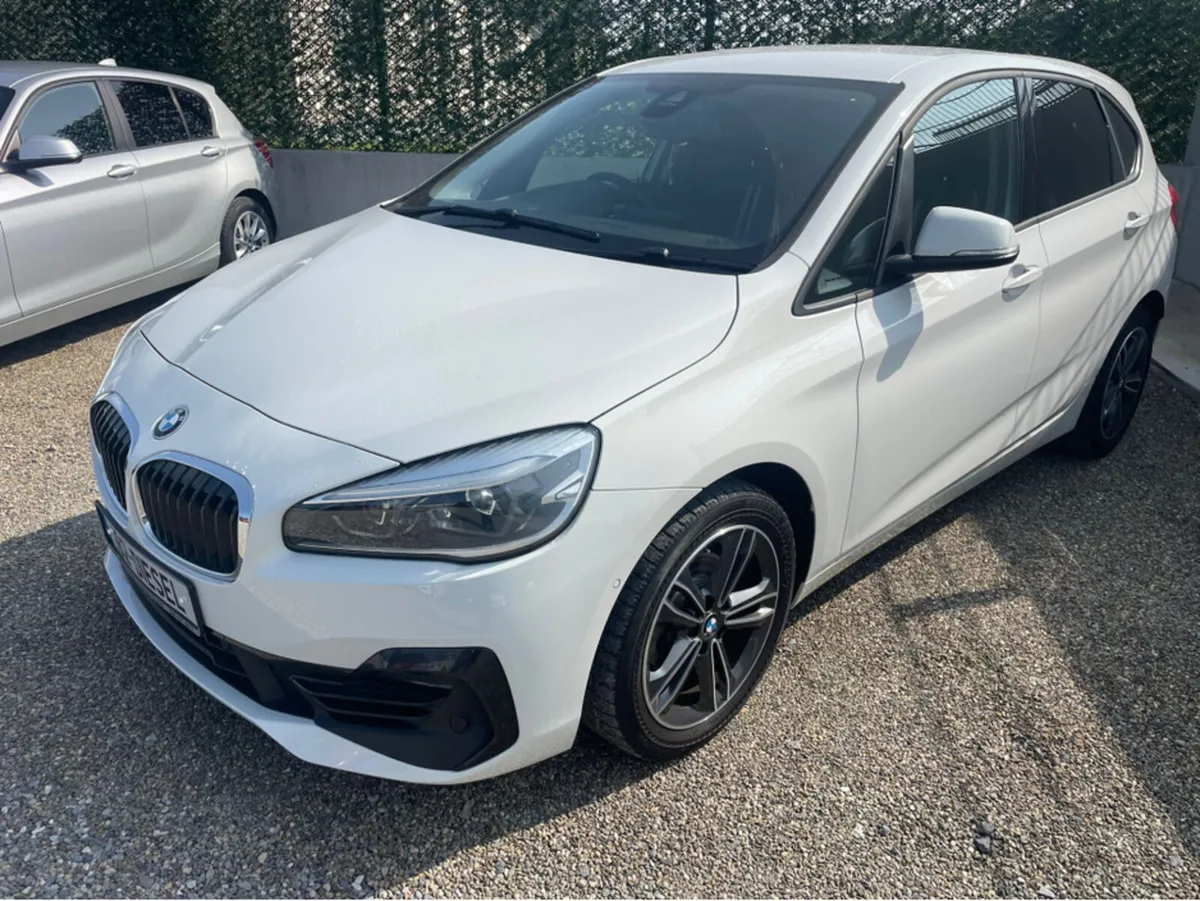 BMW 2-Series 218d  auto - Image 2