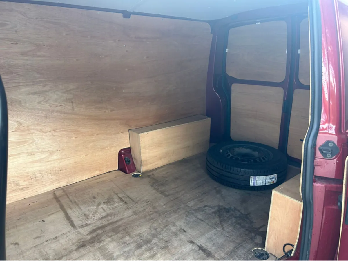 Volkswagen Transporter T28 STARTLINE TDI P/V (€26, - Image 4