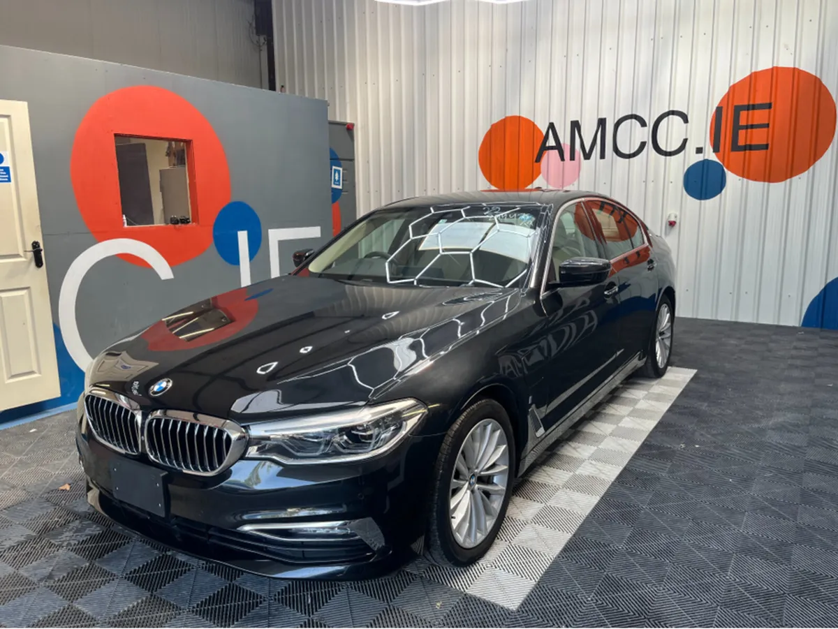 BMW 3-Series 530E LUXURY PERFORMANCE / 68k KMs / H - Image 3