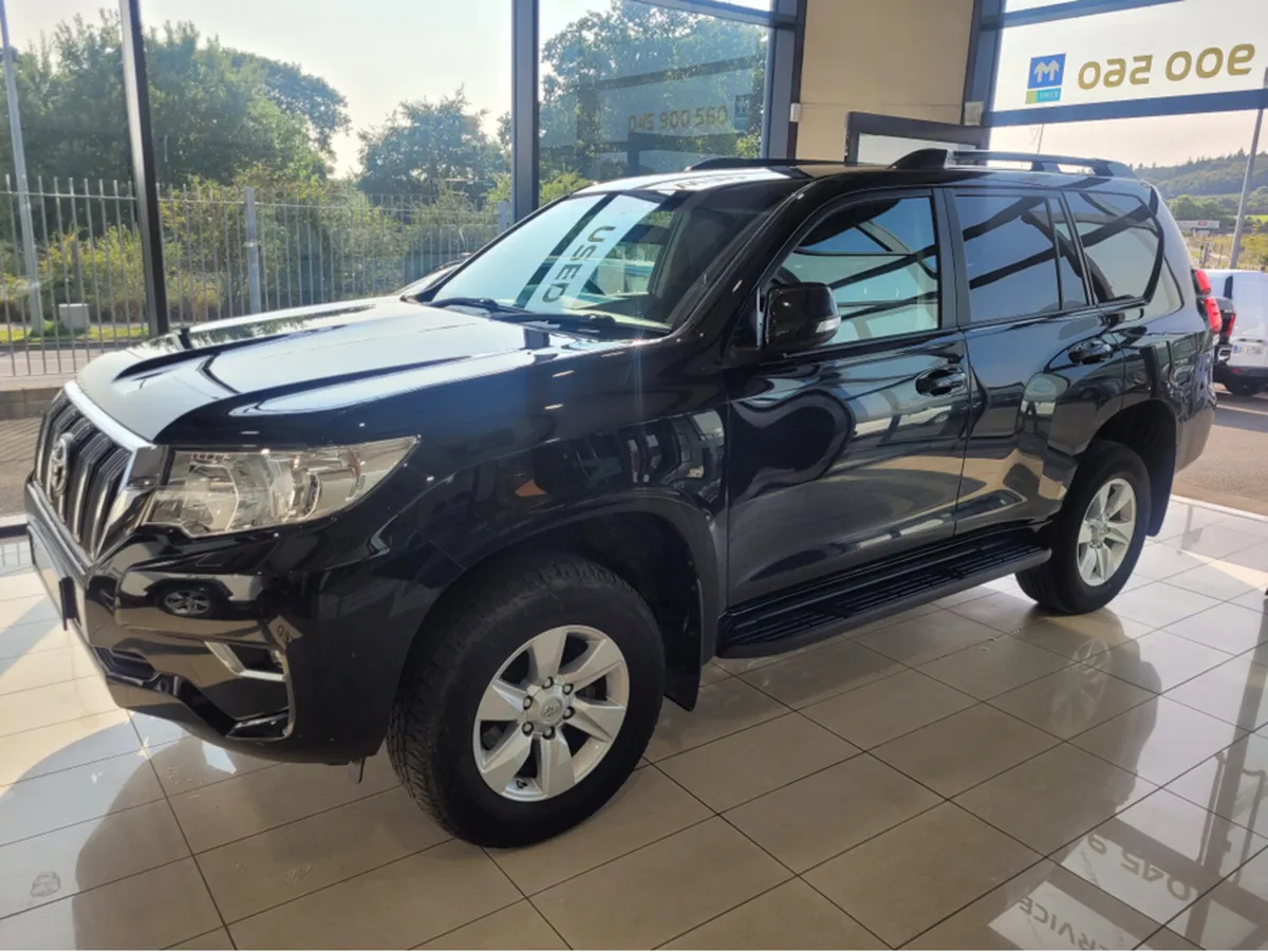 Toyota Land Cruiser LWB C COMMERCIAL - Image 1